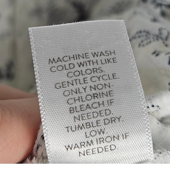 J.Jill Pintuck Blouse White Floral Cotton Top 3/4 Sleeve Boho Cottagecore SZ XL - Picture 8 of 11